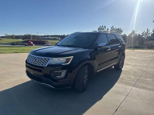SHADOW BLACK 2017 Ford Explorer Platinum