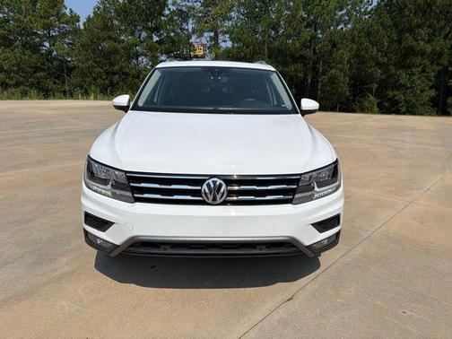 Pure White 2021 Volkswagen Tiguan 2.0T SEL