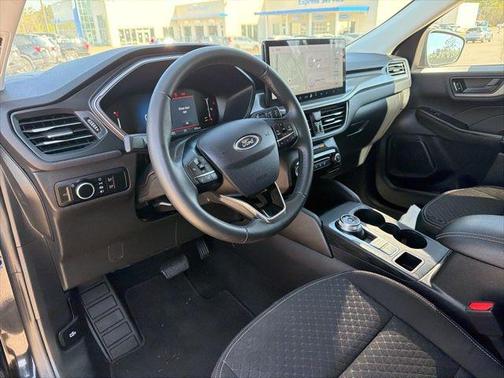 AGATE BLACK METALLIC 2023 Ford Escape Active