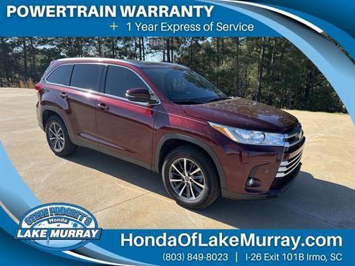 Ooh La La Rouge Mica 2019 Toyota Highlander XLE