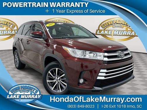 Ooh La La Rouge Mica 2019 Toyota Highlander XLE