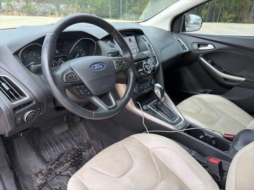 2017 Ford Focus Titanium