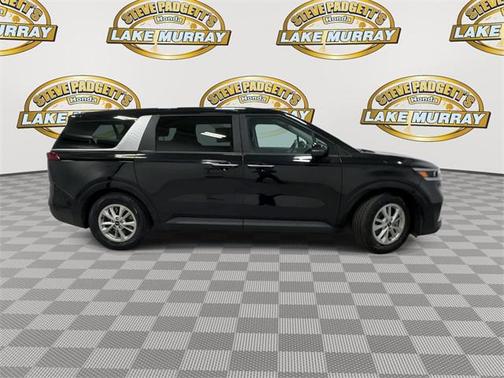 2022 Kia Carnival LXS