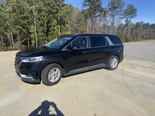 2022 Kia Carnival LXS