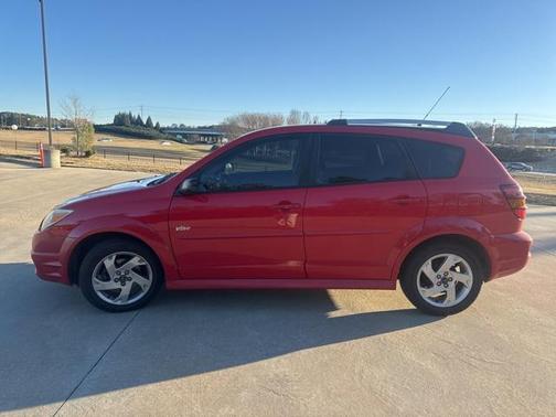 2006 Pontiac Vibe Base