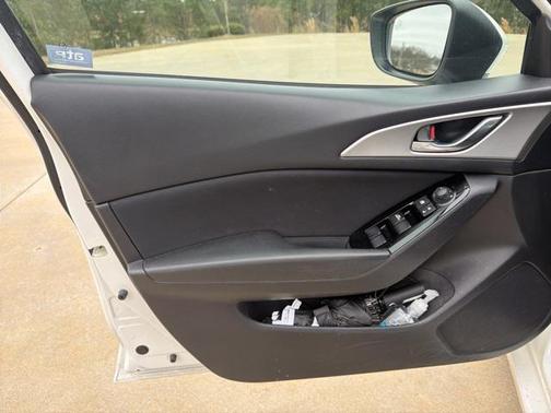 2018 Mazda Mazda3 Sport