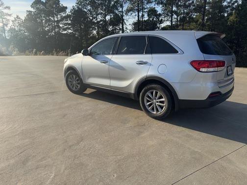2018 Kia Sorento L