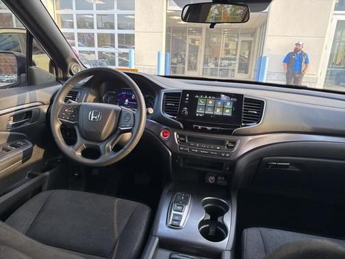 2022 Honda Pilot AWD Sport