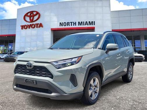 2022 Toyota RAV4 XLE