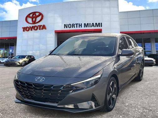 2022 Hyundai ELANTRA Limited