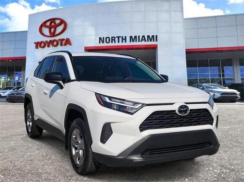 2025 Toyota RAV4 Hybrid LE