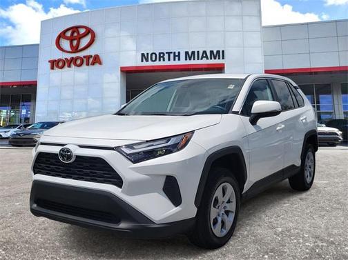 2024 Toyota RAV4 LE