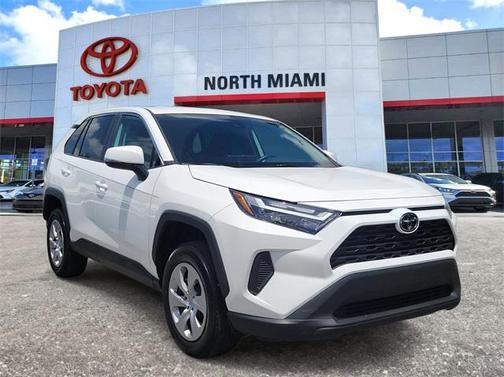 2024 Toyota RAV4 LE