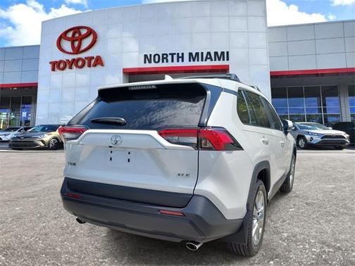 2024 Toyota RAV4 XLE Premium