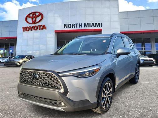 2022 Toyota Corolla Cross XLE