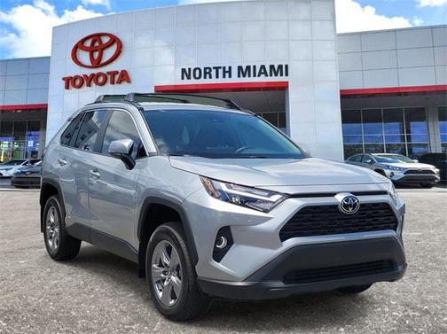2025 Toyota RAV4 Hybrid XLE