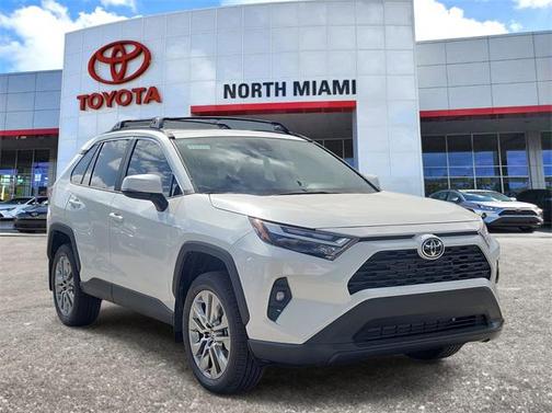 2025 Toyota RAV4 XLE Premium