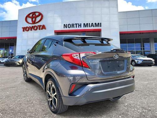 2021 Toyota C-HR XLE