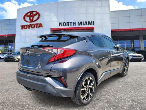 2021 Toyota C-HR XLE