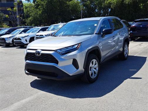 2023 Toyota RAV4 LE