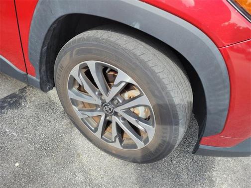 2022 Toyota Corolla Cross XLE