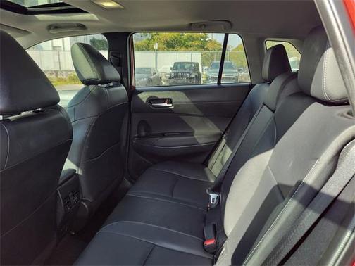 2022 Toyota Corolla Cross XLE