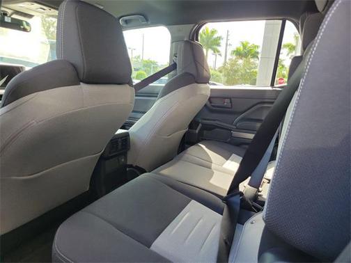 2025 Toyota 4Runner TRD Off Road