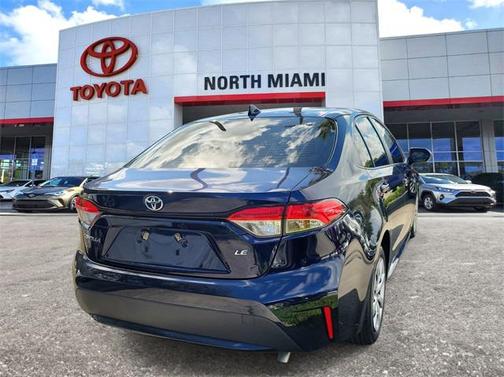 2022 Toyota Corolla LE