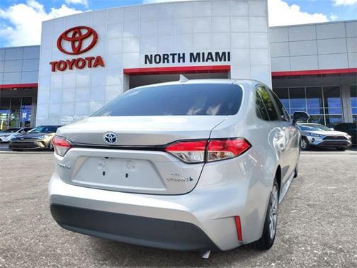 2023 Toyota Corolla Hybrid LE