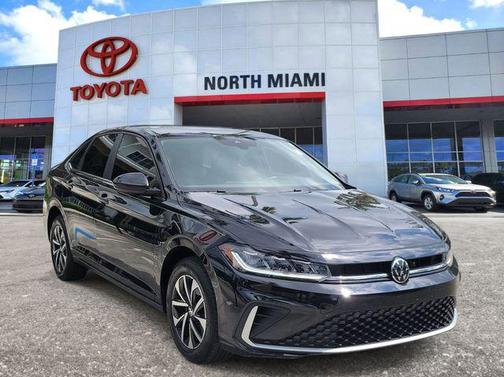 Deep Black Pearl 2025 Volkswagen Jetta 1.5T S