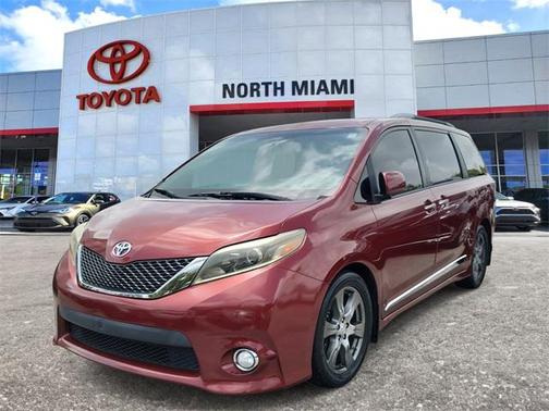 2017 Toyota Sienna SE
