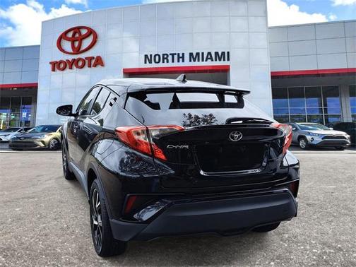2021 Toyota C-HR XLE