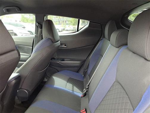 2021 Toyota C-HR XLE