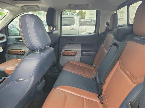 2022 Ford Maverick Lariat