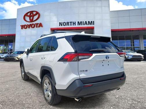 2024 Toyota RAV4 Hybrid LE