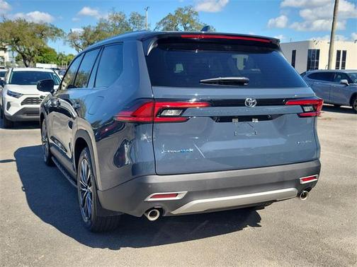 2025 Toyota Grand Highlander Hybrid Limited MAX