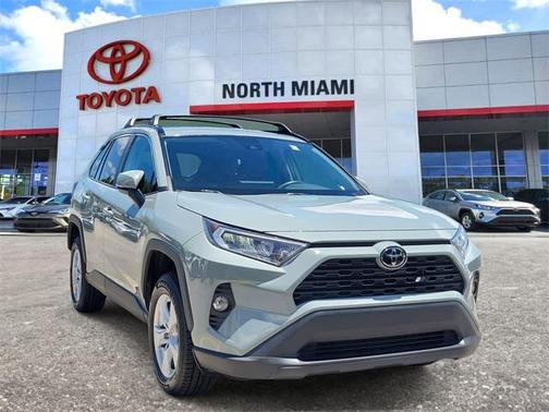 2021 Toyota RAV4 XLE