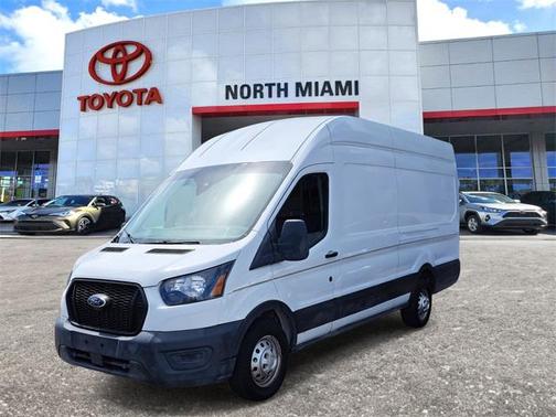 2022 Ford Transit-250 Base