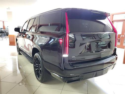2021 Cadillac Escalade ESV Sport