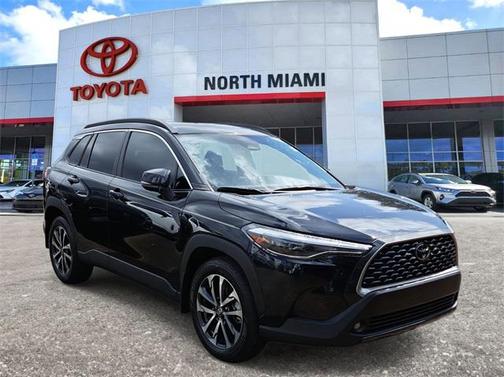 2024 Toyota Corolla Cross XLE