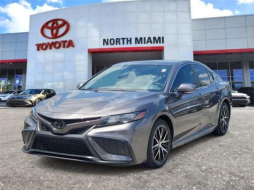 2023 Toyota Camry SE