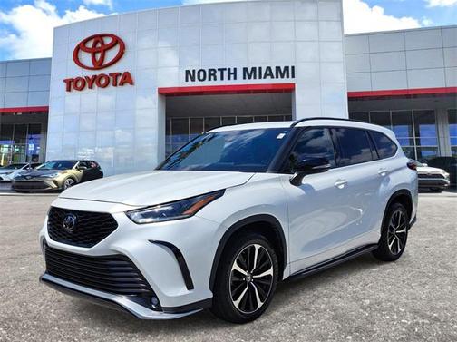 2022 Toyota Highlander XSE