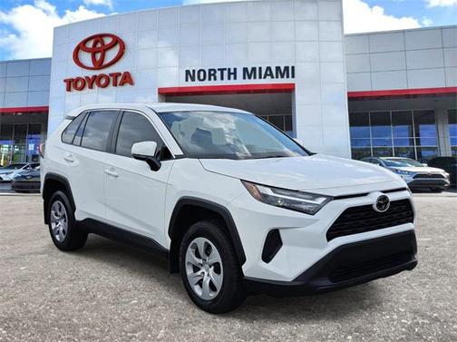 2024 Toyota RAV4 LE