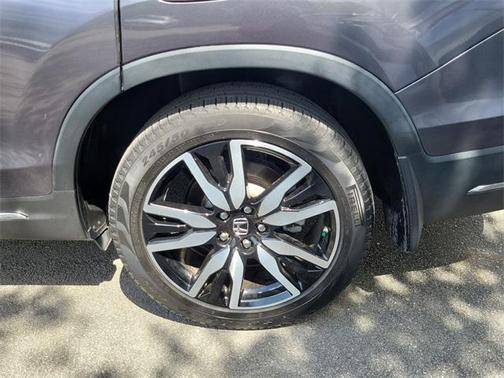2021 Honda Pilot Touring 8-Passenger