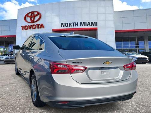 2022 Chevrolet Malibu FWD LT