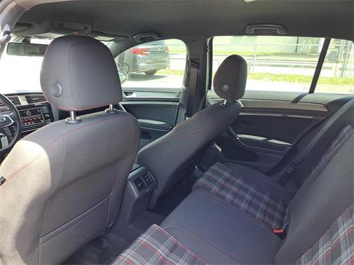 2020 Volkswagen Golf GTI 2.0T S DSG