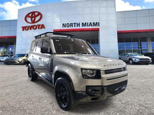2024 Land Rover Defender 110 P400 X-Dynamic SE