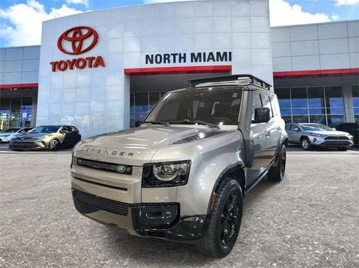 2024 Land Rover Defender 110 P400 X-Dynamic SE