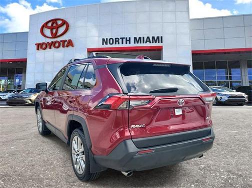 2025 Toyota RAV4 XLE Premium