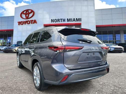 2024 Toyota Highlander Limited